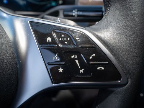 Used 2023 Mercedes-Benz C 300 C 300 w/ Exclusive Trim Package image 31