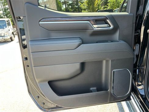 Certified 2025 GMC Sierra 1500 SLT w/ SLT Premium Package image 21