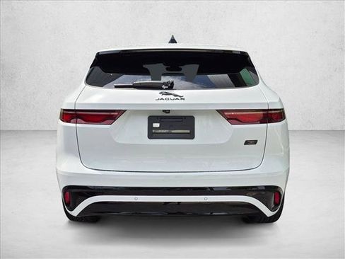 Certified 2026 Jaguar F-PACE R-Dynamic S AWD/4WD image 7
