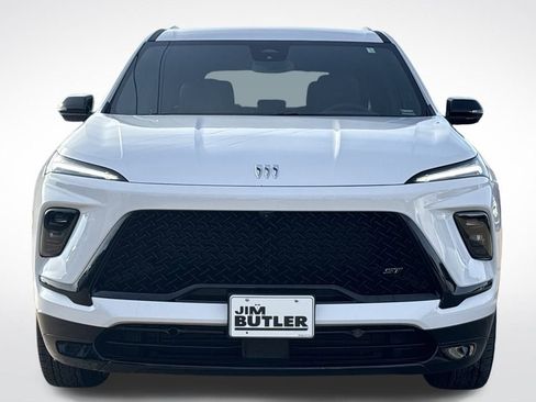 Used 2025 Buick Enclave Sport Touring image 11