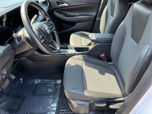 Used 2025 Buick Encore GX Preferred FWD image 25