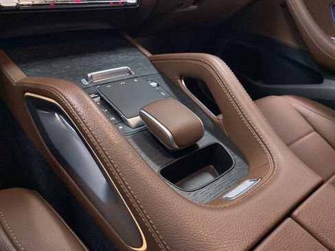 Used 2024 Mercedes-Benz GLE 350 4MATIC image 24