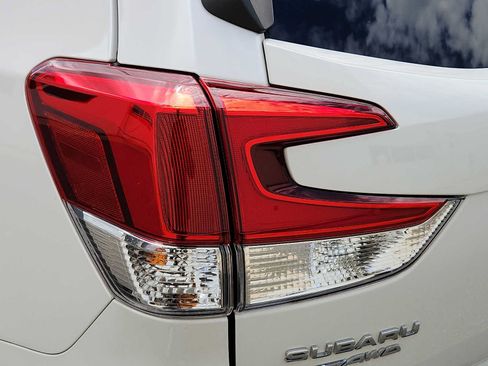 Used 2023 Subaru Forester Premium AWD/4WD image 10