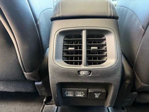 Certified 2023 Jeep Cherokee Altitude Lux AWD/4WD image 38