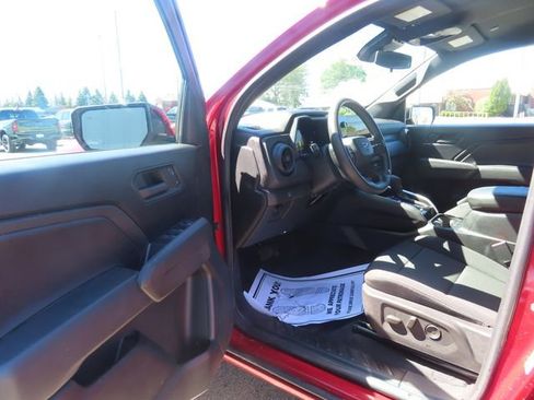Used 2024 Chevrolet Colorado Trail Boss w/ Advanced Trailering Package AWD/4WD image 17