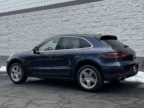 Used 2016 Porsche Macan S image 2