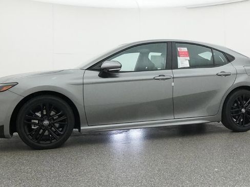 New 2026 Toyota Camry SE FWD image 18