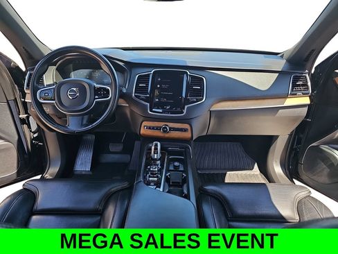 Used 2018 Volvo XC90 T8 Inscription w/ Convenience Package AWD/4WD image 9