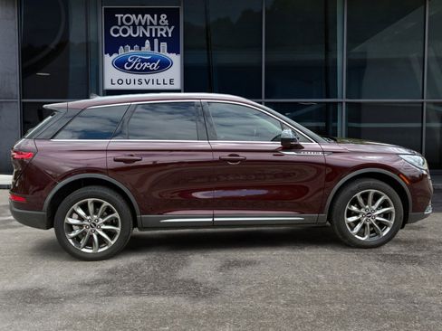 Used 2020 Lincoln Corsair FWD w/ Premium Package image 2