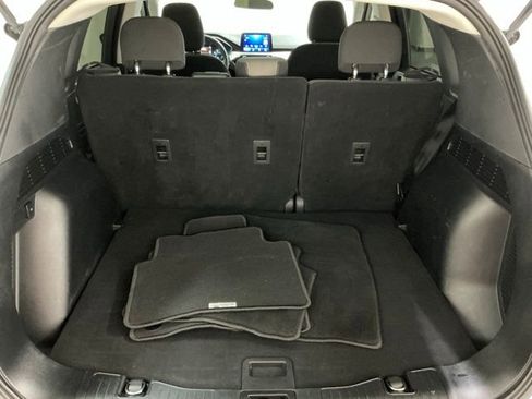 Used 2021 Ford Escape SE FWD image 17