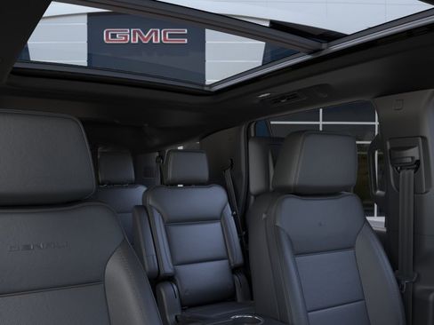 New 2026 GMC Yukon Denali w/ Denali Reserve Package AWD/4WD image 45