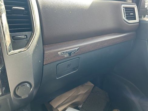 Used 2018 Nissan Titan Platinum Reserve w/ Platinum Utility Package image 28