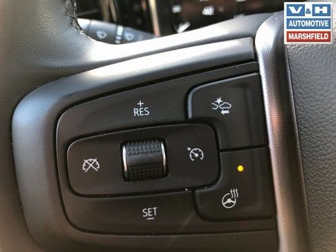 Used 2024 GMC Sierra 1500 SLT AWD/4WD image 12