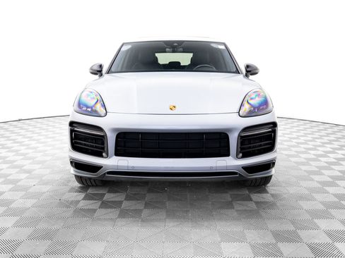 Used 2021 Porsche Cayenne GTS image 9