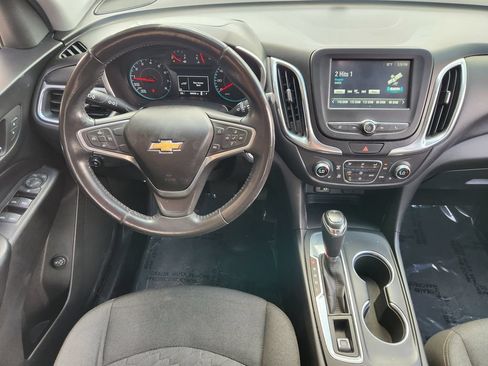 Used 2018 Chevrolet Equinox LT FWD image 29