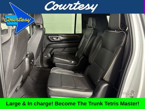 Used 2023 Chevrolet Suburban Premier image 40