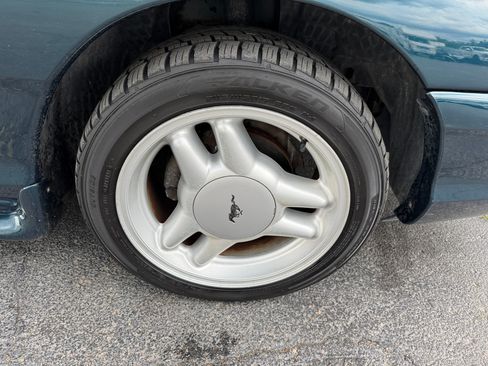 Used 1995 Ford Mustang GT RWD image 26