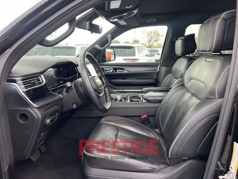 Used 2024 Jeep Grand Wagoneer L Series II w/ Quick Order Packagew 28T image 32