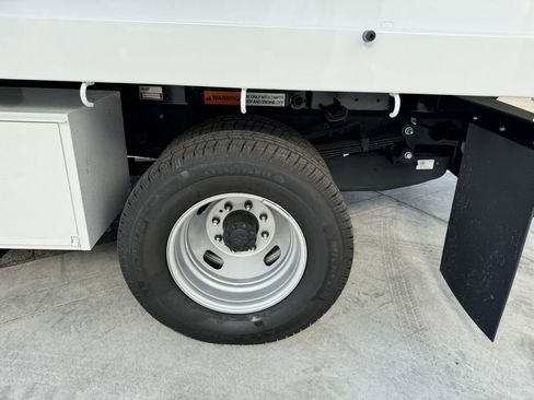 New 2024 Ford F350 XL RWD image 11