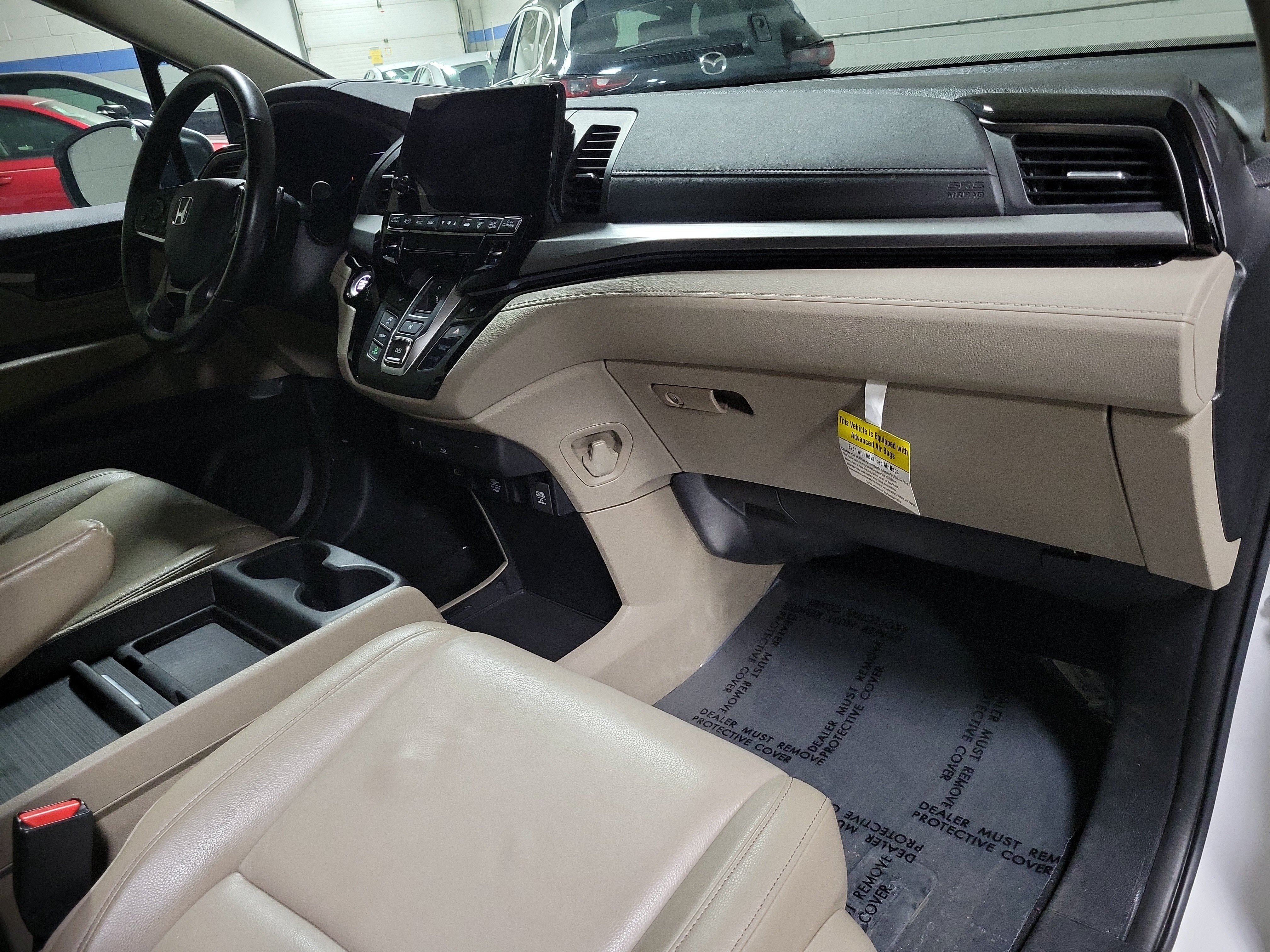 Certified 2024 Honda Odyssey Touring image 12
