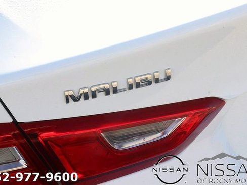 Used 2024 Chevrolet Malibu LT FWD image 10