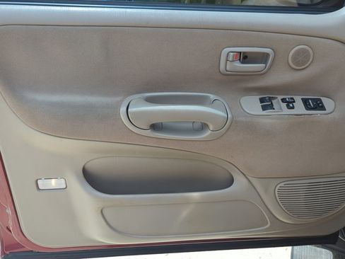 Used 2006 Toyota Tundra SR5 image 10