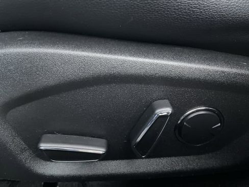 Used 2017 Ford Fusion Titanium image 32