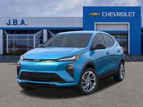 New 2027 Chevrolet Bolt LT FWD image 6