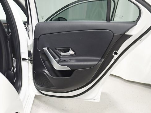 Used 2019 Mercedes-Benz A 220 image 30