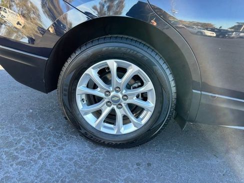 Used 2020 Chevrolet Equinox LS w/ LS Convenience Package image 7