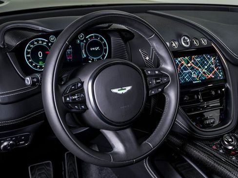 Used 2023 Aston Martin DBX 707 image 25