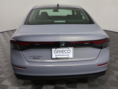 Used 2025 Honda Accord SE image 7