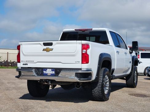 Used 2024 Chevrolet Silverado 2500 LTZ w/ LTZ Texas Edition AWD/4WD image 5