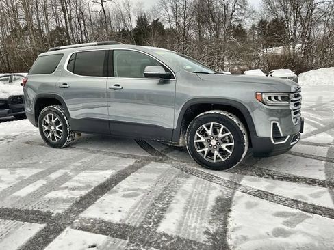 Used 2023 GMC Acadia SLE w/ Driver Convenience Package image 11