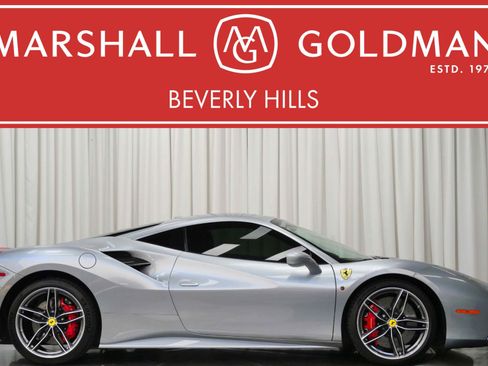 Used 2018 Ferrari 488 GTB image 1