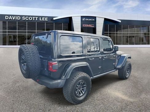Used 2024 Jeep Wrangler Unlimited Rubicon image 4