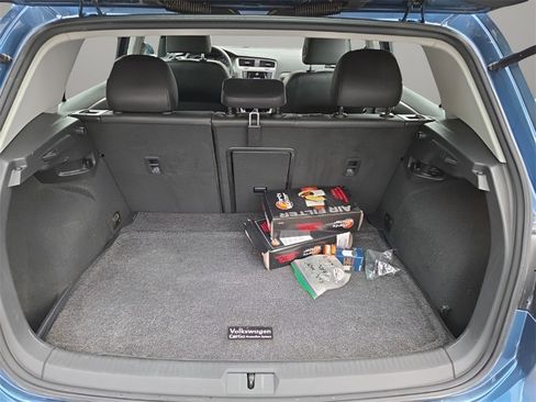 Used 2015 Volkswagen Golf S image 16