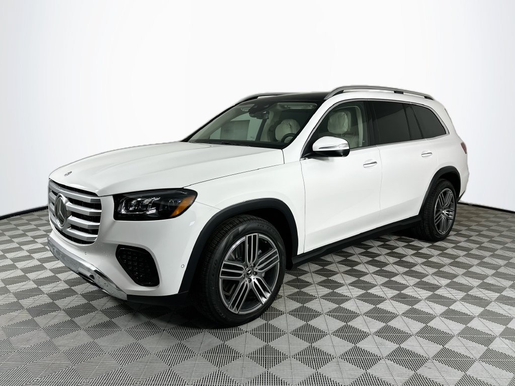 New 2026 Mercedes-Benz GLS 450 4MATIC image 3