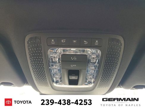 Used 2025 Mercedes-Benz GLE 450 4MATIC w/ AMG Line Exterior image 35