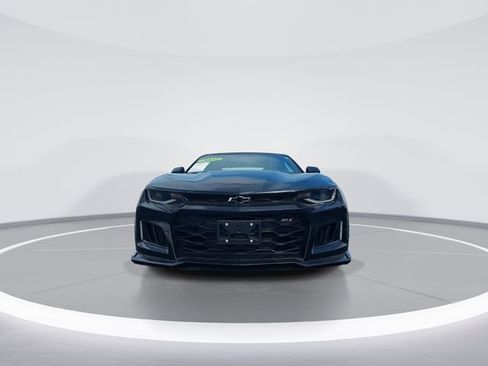 Used 2022 Chevrolet Camaro ZL1 RWD image 3