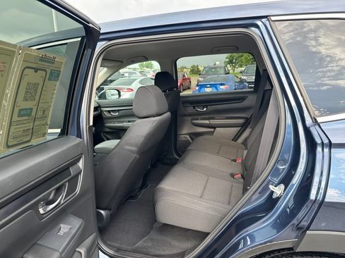 Used 2025 Honda CR-V LX image 32