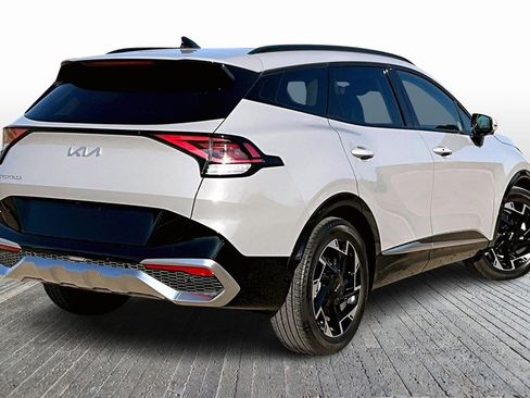 Certified 2023 Kia Sportage SX image 2