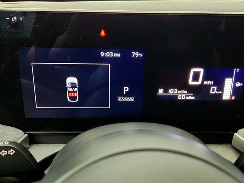 Used 2025 Nissan Kicks SV AWD/4WD image 14