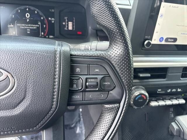 Certified 2024 Toyota Tacoma SR5 AWD/4WD image 19