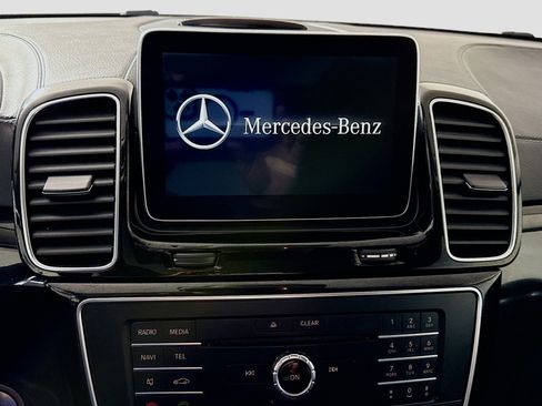 Used 2016 Mercedes-Benz GLE 400 4MATIC image 18