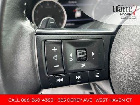 Certified 2025 Nissan Pathfinder SV AWD/4WD image 30
