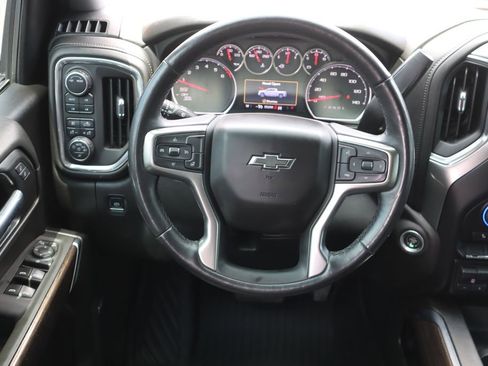 Used 2021 Chevrolet Silverado 1500 LT Trail Boss w/ Convenience Package II AWD/4WD image 14