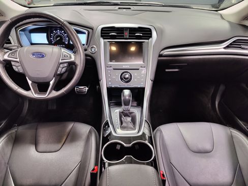 Used 2015 Ford Fusion Titanium image 16