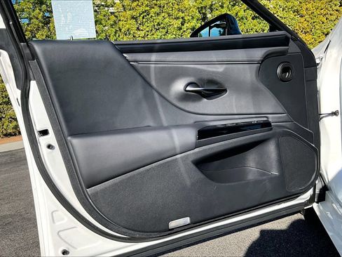 Used 2025 Lexus ES 350 image 20