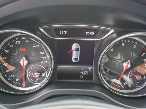 Used 2019 Mercedes-Benz CLA 250 4MATIC image 21